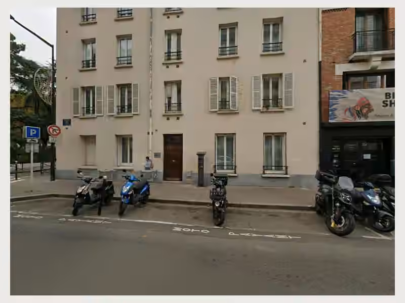 AD Building